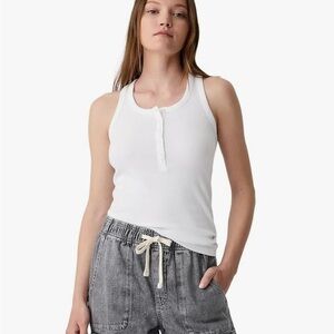BRAND NEW! GAP White Fitted Sleeveless Tank Top